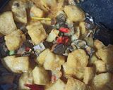 Foto langkah ke 4 dari resep Sambal Goreng Krecek Ati Kentang.