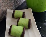 Foto langkah ke 7 dari resep Banana Roll Cake.
