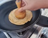 A picture of step 5 of Masala lachchha paratha.