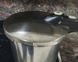 Foto del paso 5 de la receta Pollo a la cerveza en olla rápida