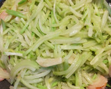 Foto langkah ke 3 dari resep Tumis Labu Siam.