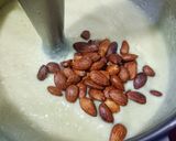 Foto del paso 7 de la receta Crema de coliflor con almendras