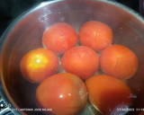 Foto del paso 1 de la receta: Huevos revueltos en tomate 🍅🍅