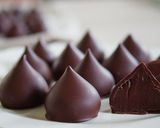 A picture of step 17 of Basic Dark Chocolate Bon Bons / Bonbon de Chocolat.