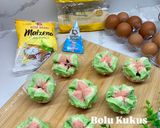 Foto langkah ke 14 dari resep Bolu kukus.