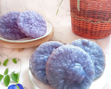 Foto langkah ke 4 dari resep Kue Cucur Bunga Telang.