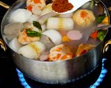 Foto langkah ke 2 dari resep Tomyam Asam Pedas🍲😋_mix Bumbu Instant.