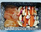 Csirkemell almával és zöldségekkel recept fázis 2 fotója
