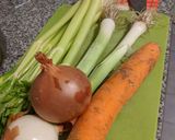 Foto del paso 1 de la receta: Risotto de verduras con presas de pollo