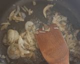 Une image de l'étape 4 de Courgette Burger.