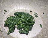 A picture of step 3 of Spinach Sandwich.