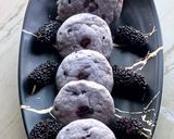A picture of step 5 of Mulberry Cookies.