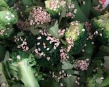 A picture of step 3 of Greens and sesame seeds.