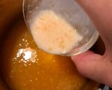 Foto del passaggio 2 della ricetta Crema di clementini con caramello alle mandorle