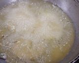 उरलेल्या भाताचे मेदूवडे (Left Over Bhatache Meduvade Recipe In Marathi) रेसिपी स्टेप 6 फोटो 
