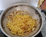 Foto langkah ke 3 dari resep Tumpeng Mini Kerucut/Nasi Kuning Magic Com.