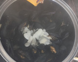 Foto del paso 3 de la receta: Mejillones con crema mediterránea