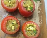 स्टफ्ड टोमेटो विद क्रंची वालनट (stuffed tomato with crunchy walnut recipe in Hindi) रेसिपी चरण 11 फोटो