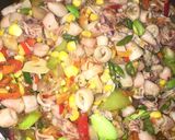Foto langkah ke 3 dari resep Cumi asin pelangi mercon (pedas).