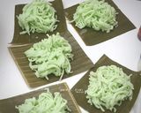 Foto langkah ke 5 dari resep Petulo/ Putu Mayang Endeus! (Cetakan Pasta).