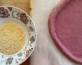 Foto del paso 3 de la receta: Pizza especial rosa dos quesos con anchoas