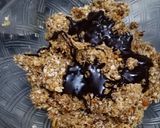 A picture of step 4 of Dates and oats energy bar.