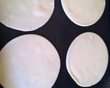 Foto del paso 1 de la receta: Facturitas de hojaldre express con tapas de empanadas! Súper fácil y ricas!