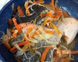 Foto del paso 6 de la receta: Salmón en salsa de coco 🥥