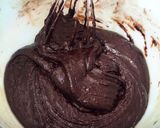 Foto langkah ke 5 dari resep Brownies Kitkat lumeeerr (No Mixer).