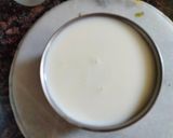 A picture of step 2 of Soya halwa.
