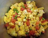 A picture of step 4 of Restaurant Style Paav Bhaaji in cooker.