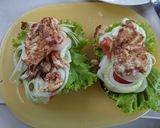 Foto langkah ke 5 dari resep Sourdough bread sandwich with chicken barbeque.