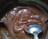 Foto langkah ke 3 dari resep Super Easy & Simple Birthday Cupcake.