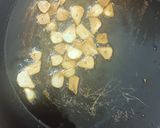 A picture of step 1 of Quinoa Farofa.