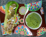 Foto del paso 4 de la receta: Ensalada de garbanzos con guacamole🌱