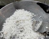 A picture of step 1 of Til chikki.