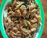 Foto langkah ke 3 dari resep Kwetiau lada hitam.