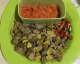 Foto langkah ke 2 dari resep Sambal Goreng Hati Pete.