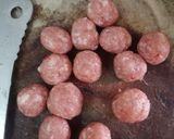 Hình bước làm 4 của món Canh bí đỏ thịt bằm vò viên