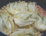 Foto del paso 6 de la receta: Pollo guisado con hinojo y Garbanzos