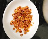 Hình bước làm 1 của món Trứng kiến mỡ hành
