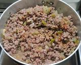 Foto del paso 1 de la receta: Relleno de carne tipo salteño