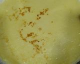 A picture of step 3 of Mango crêpe cake.