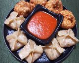 A picture of step 4 of Veg momos fried momos.
