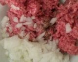 A picture of step 1 of Beef & rice meatballs.