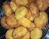 Foto langkah ke 4 dari resep Pisang Goreng Keju Coklat.