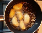 Foto langkah ke 2 dari resep Apel Goreng Tabur Wijen.