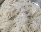 વેજ હકકા નુડલ્સ (Veg Hakka Noodles Recipe In Gujarati) રેસીપી સ્ટેપ1ફોટો