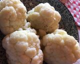 Foto del paso 1 de la receta: Salsa de coliflor con arroz y pimentones salteados