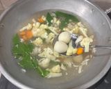 Foto langkah ke 5 dari resep Sup Telur Puyuh.